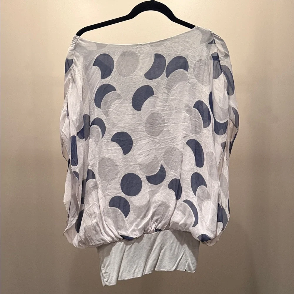 Women's Grey and Blue Patterned Top - Picture 2 of 2